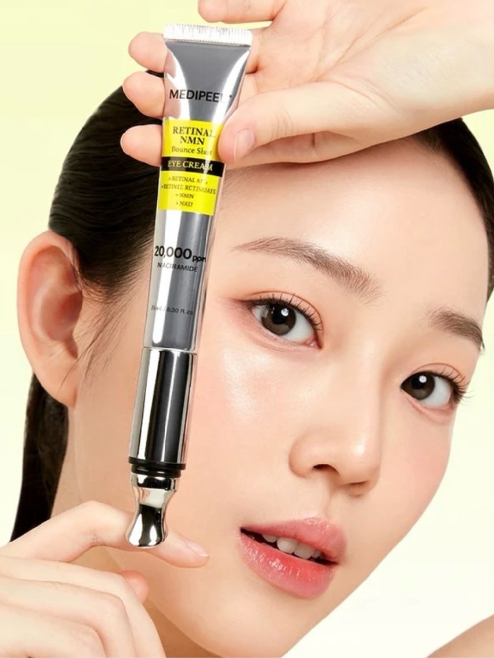 MEDIPEEL Retinal NMN  Bounce Eye Cream Microvibration Applicator  K Beauty